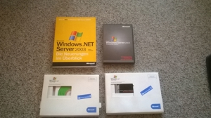 Für Sammler: Windows.NET Server 2003 RC1+RC2 aus MS-Preview-Program, inkl. Buch und Endversion Eval.