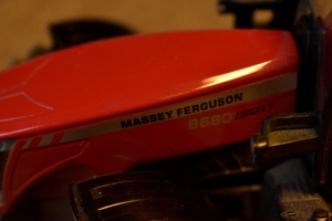 Siku 1:32: Massey Ferguson 8680 (auch John Deere Forwarder 4061, Viehanh.. 2890; Einzelpreis s. Text Bild 2