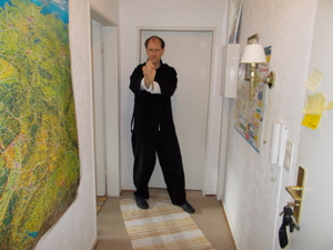 Stefan 56, 1,96, blaue Augen Bild 8