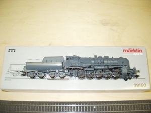 Märklin HO neu digitaler Güterzug 39160 BR 42 90 um 1950, Bild 2