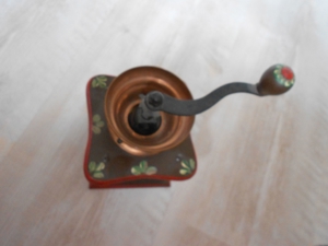 SCHÖNE KAFFEEMÜHLE und REGENSCHIRMSTÄNDER ALT Bild 5