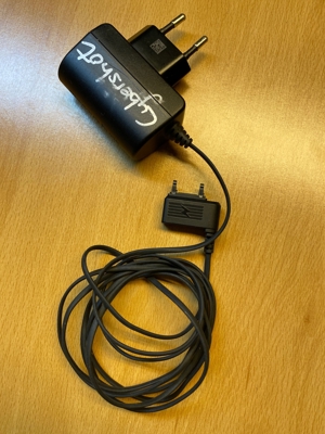 Sony Ericsson Original Ladekabel Ladegerät Netzteil CST-75, gebra