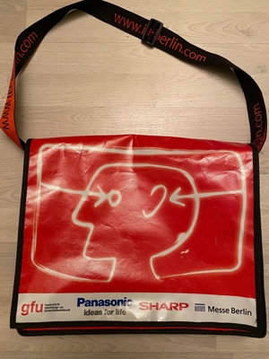 Umhängetasche   Schultertasche IFA Berlin