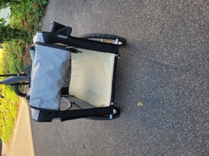 Vermietung vom Fahrrad-Hundeanhänger Bild 3