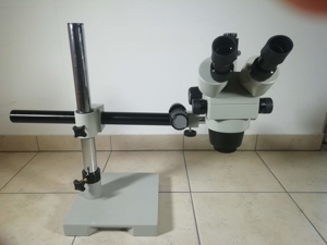 Stereolupe Bino Stereomikroskop Novex Zoom mit schwerem Standfuß