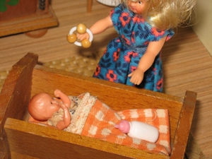 Vero/Rülke Landhausmöbel für Puppenstube-Puppenhaus Bild 3