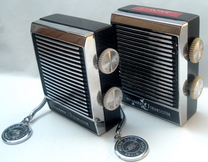 Sharp Micro Radios BP-103 (new + old), 2 Stück Transistorradios Bild 1