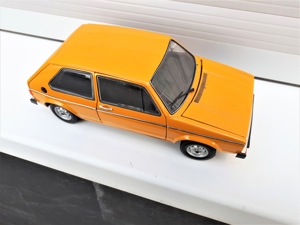 1 18 Modellautos--VW Golf 1 von Vitesse & 2 x Golf 4 Revell siehe die Fotos