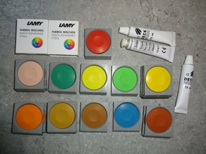 Tuschkastenfarben und Deckweiß zu verkaufen *ungenutzt*