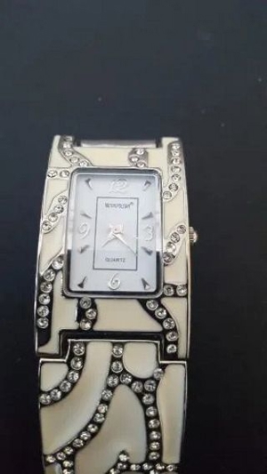 Damen Armbanduhr METROPOLITAN Quartz mit vielen Steinen Bild 1