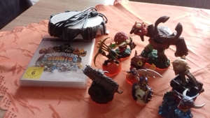 Skylander Giants PS3 CD, Portal und 8 Figuren