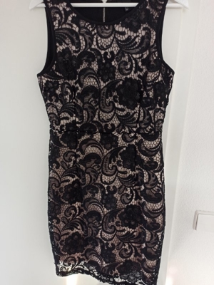 Neues, schwarzes Kleid, Spitze Bild 1