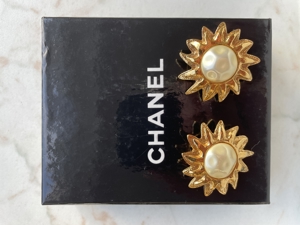 Original Chanel Ohrclip mit Perle Bild 1