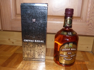1 Flasche Whiskey Chivas Regal, 0,75 l, sehr alt, gekauft in 1972