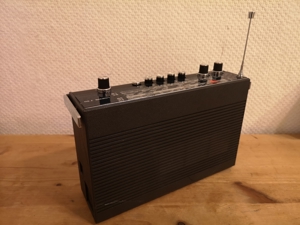 Vintage Transistor Radio Loewe Opta T50 Bild 3