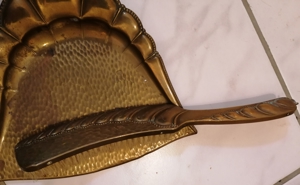 Original altes Tischkehrset aus Messing, Jugendstil Bild 4