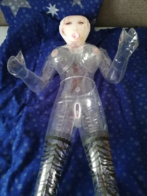 suche xl bis xxl die meine durchsichtige gummipuppe knallen wollen Bild 2