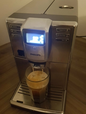 Philips Kaffeevollautomat EP5365 Bild 1