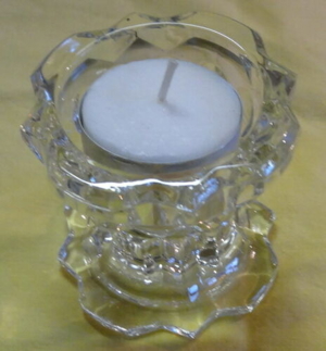 DP Kerzenhalter Teelichthalter Glas klar 6,7x6,7 H6,4 kaum benutzt einwandfrei erhalten Dekoration