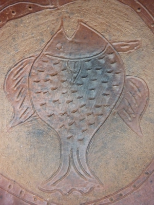 Vase mit Muschelmotiven / Schale mit Fischmotiv Bild 6