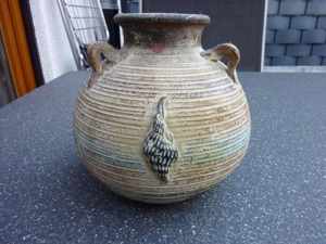 Vase mit Muschelmotiven / Schale mit Fischmotiv Bild 2