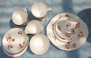 CG Ridgway Potteries Bone China Queen Anne Teeservice 19teilig gut-sehr gut erhalten Porzellan alt