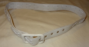 GL Gürtel Damengürtel Gr.44 weiß Textilleder ungetragen einwandfrei erhalten Kleidung  Bild 5