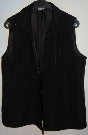 KL Vunic Jacke ärmellos Gr. 44 schwarz Reisverschluss Polyester wenig getragen einwandfrei erhalten  Bild 1
