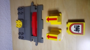 Lego Duplo Eisenbahnzubehör Bild 1