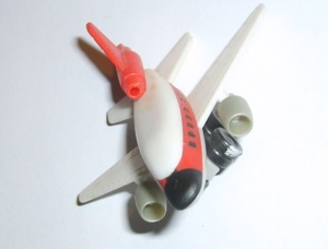 Ü-Ei 1032 1992 Am Flughafen Airbus A300 658065 Flugzeug in rot Ferrero Flugzeug Figur