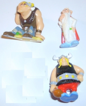 Ü-Ei 240 2006 07 Ü-Ei Asterix und die Wickinger Maulaf Miraculix Brüllaff erhalten Ferrero Figur