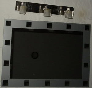 DP Badspiegel mit Lampe Oglinda Siebdruckspiegel 50x70 +passende LIS Leuchte 3x 40W sehr gut erhalte