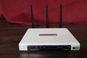 TP-Link TL-WR1043ND 300 Mbps 4-Port Gigabit Wireless N Router Bild 5