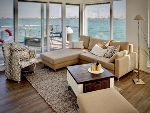 Schwimmendes Ferienhaus/Hausboot mitten im Hafen von Olpenitz! Bild 9