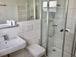 Schwimmendes Ferienhaus/Hausboot mitten im Hafen von Olpenitz! Bild 14