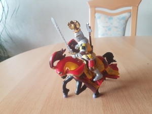 Paplo ähnlich wie Schleich 4 Ritter mit ihren passenden Pferden Bild 10