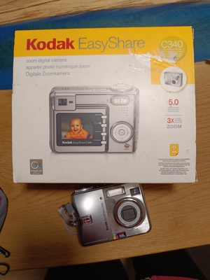 Komplettverkauf - Set, wenig genutzt "KODAK" Kamera