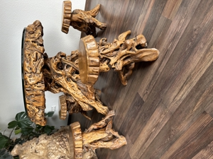 Wurzel tisch Bild 4