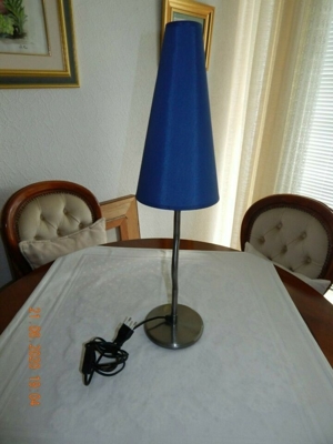 Tischlampe Standlampe in Blau mit Birne E14 Bild 1