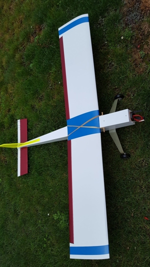 Modellflugzeug Bild 2