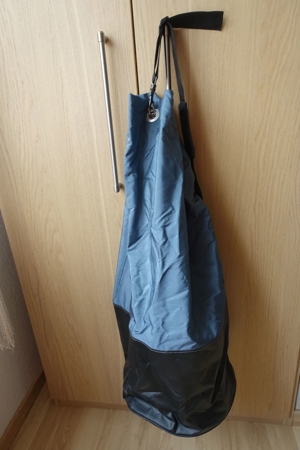 Seesack Reisesack Outdoorsack Transportsack Camping Abenteuer neu unbenutzt blau/schwarz Bild 2