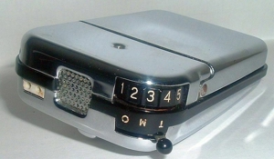 Hörgerät für Sammler mit Transistorverstärker Bild 1