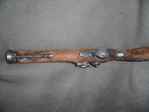 Steinschloßpistole mit Holzschaft Pistole Dekoration Bild 5