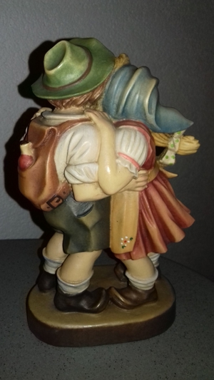 Schnitzerei, aus dem Grödnertal, Bub und Madl Bild 4