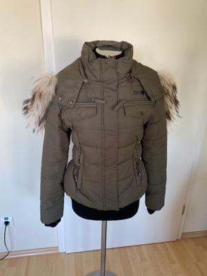 Total coole Nickelson Daunen Winterjacke Gr. S m. echtem Pelzkragen w. NEU