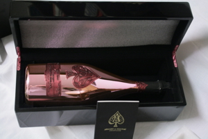 Armand De Brignac Champagne Magnum 1, 5l Rosé in Gift Box Champagner Ace of Spades in Holzbox