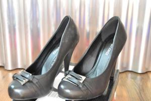 Verschiedene high heels 37/38 a 15 EUR versandkosten frei ! Bild 6