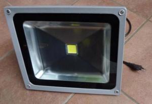 LED 50W Außen und Innen Flutlicht Fluter Strahler Scheinwerfer IP65 mit Kabel und Bild 4