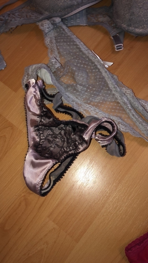 Höschen, getragene Höschen, Wäsche, Sklaven Nylons Schuhe Füsse Bild 8