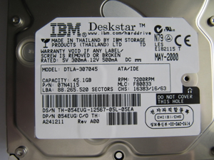 IBM Deskstar DTLA-307045 PATA 45 GB 7200RPM- Festplatte Bild 2